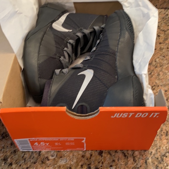 Nike Hyperdunk 2015 - Picture 7 of 7